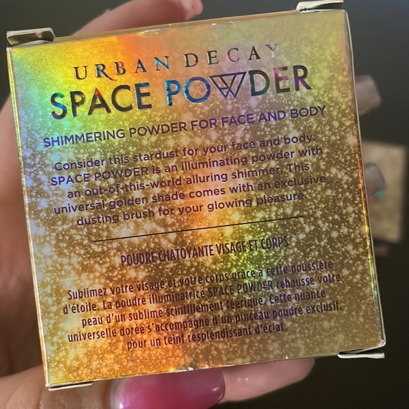 Swatched once - Urban Decay Elements Space Powder - Picture 2 of 6